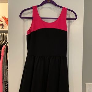 Aqua size small dress black and pink